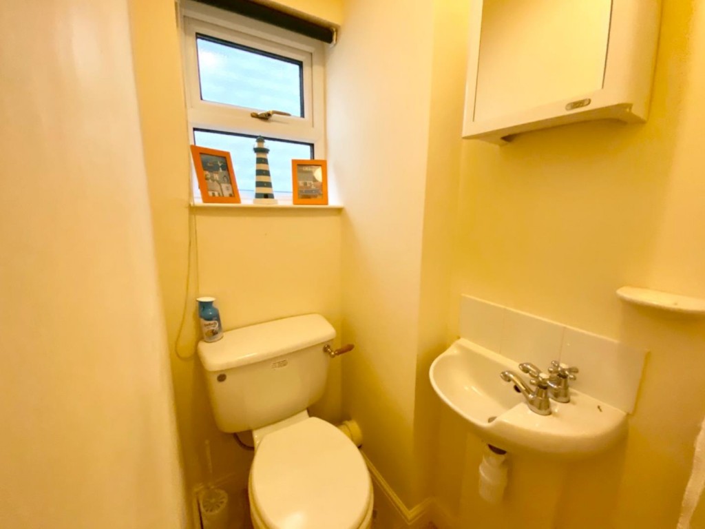 Image for Birks Road, Longwood, Huddersfield