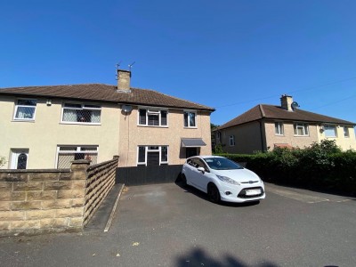 View full details for Fernside Avenue, Huddersfield