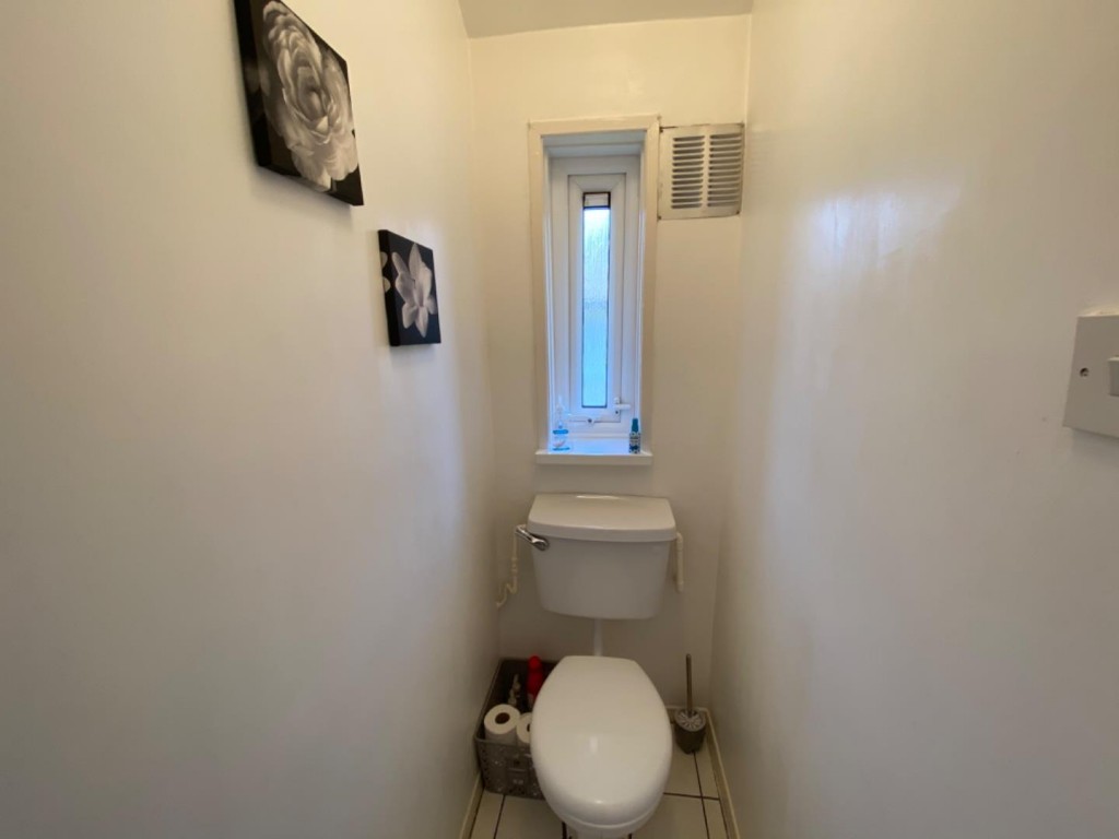 Image for Fernside Avenue, Huddersfield