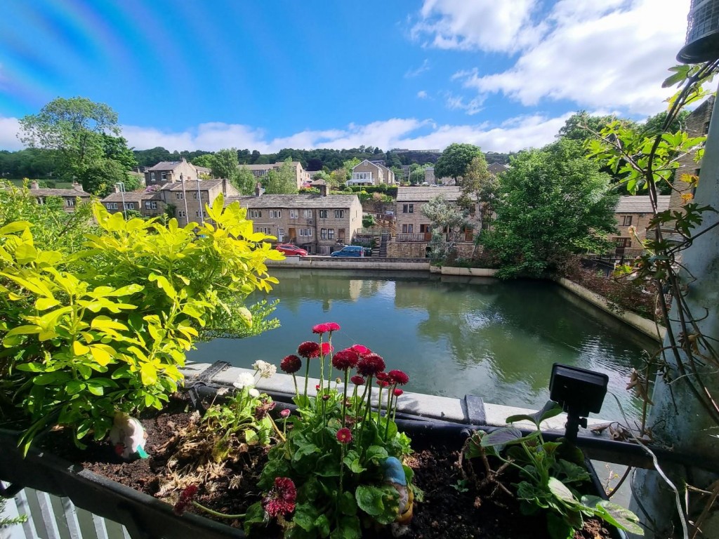 Image for Parkwood Road, Longwood, Huddersfield