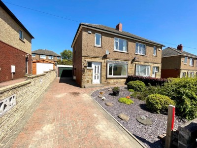 View full details for Weatherhill Crescent, Huddersfield