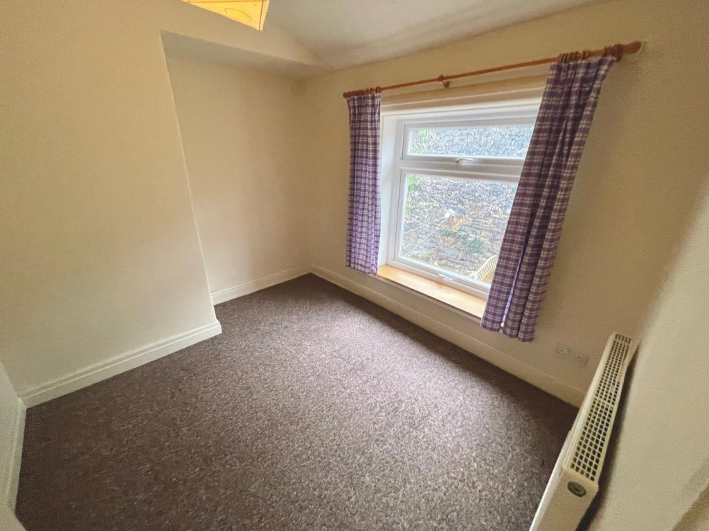 Image for Cliffe End Road, Longwood, Huddersfield