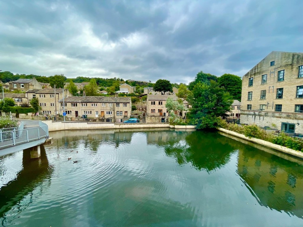 Image for Parkwood Road, Longwood, Huddersfield
