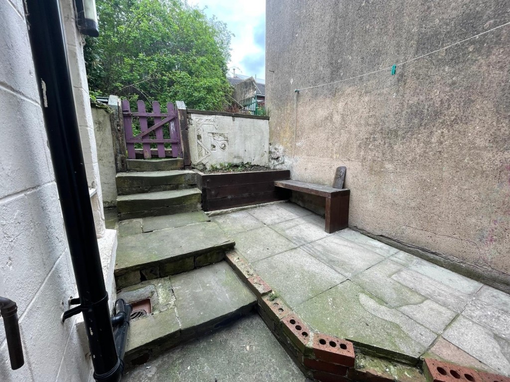 Image for Lipscomb Street, Milnsbridge, Huddersfield