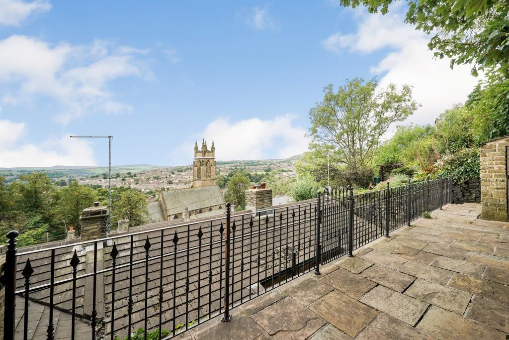 Image for Bull Green Road, Longwood, Huddersfield