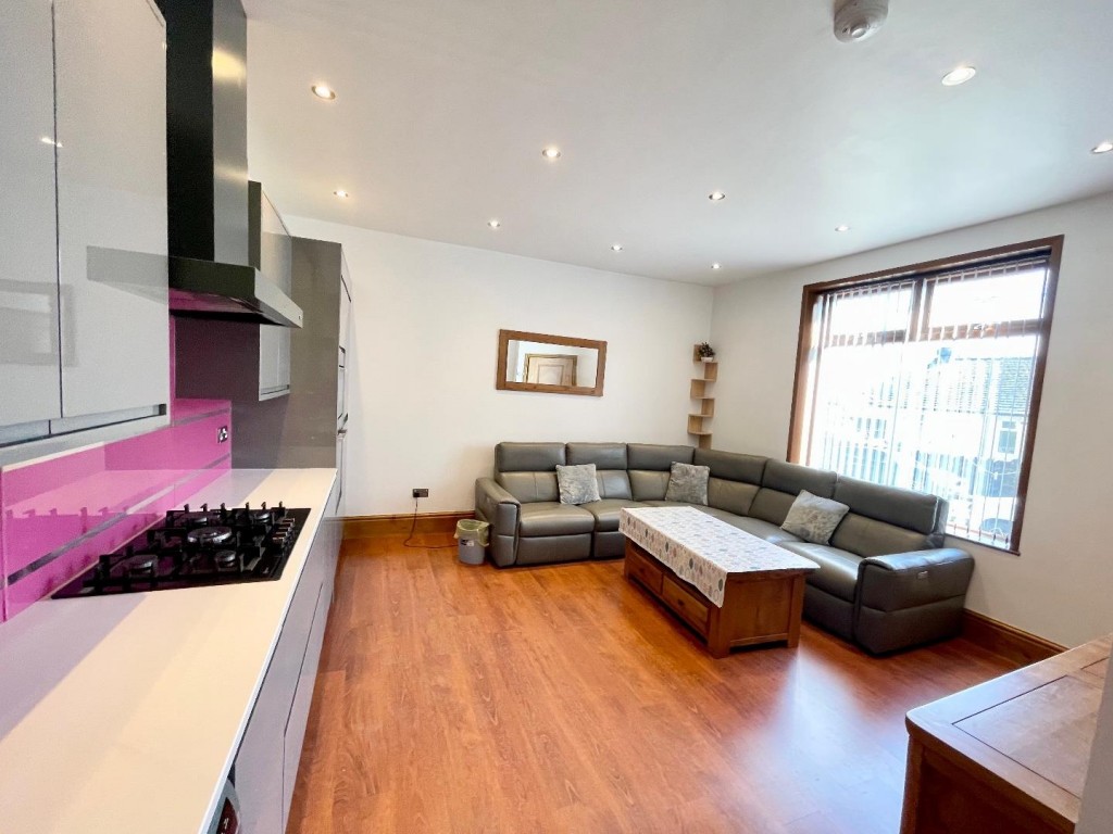 Image for Yews Hill Road, Huddersfield