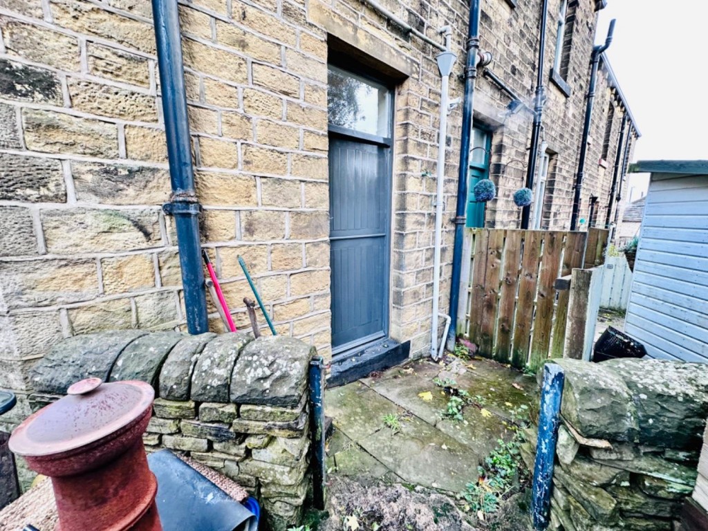 Image for Yew Tree Lane, Huddersfield
