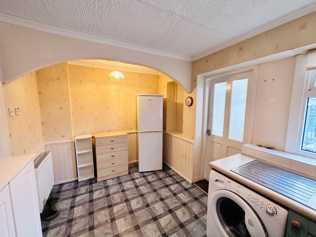 Image for Kinder Avenue, Cowlersley, Huddersfield