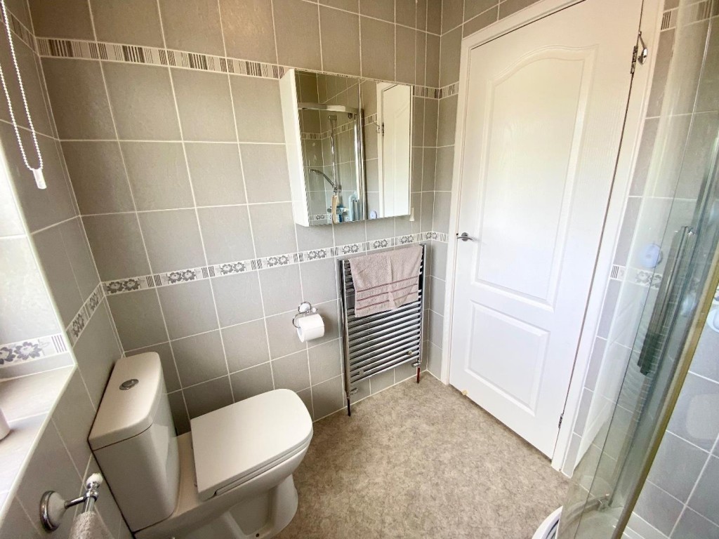 Image for Leafield Avenue, Huddersfield