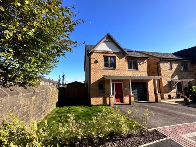 View full details for Turnstone Way, Crosland Moor, Huddersfield