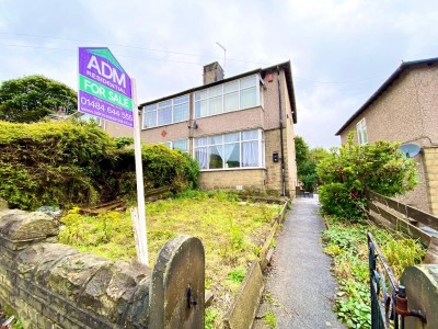 View full details for Newsome Road, Huddersfield