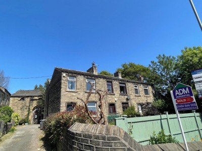 View full details for Longwood Road, Huddersfield