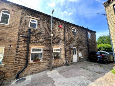 View full details for Longwood Road, Huddersfield