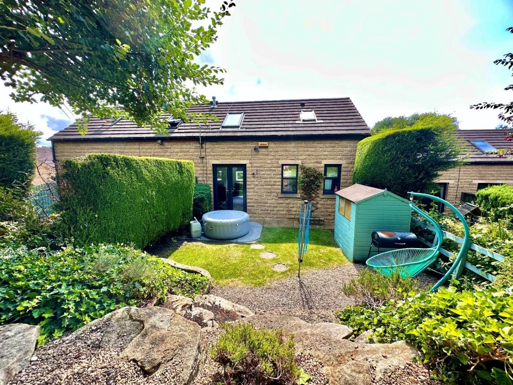 Image for Grove Nook, Longwood, Huddersfield