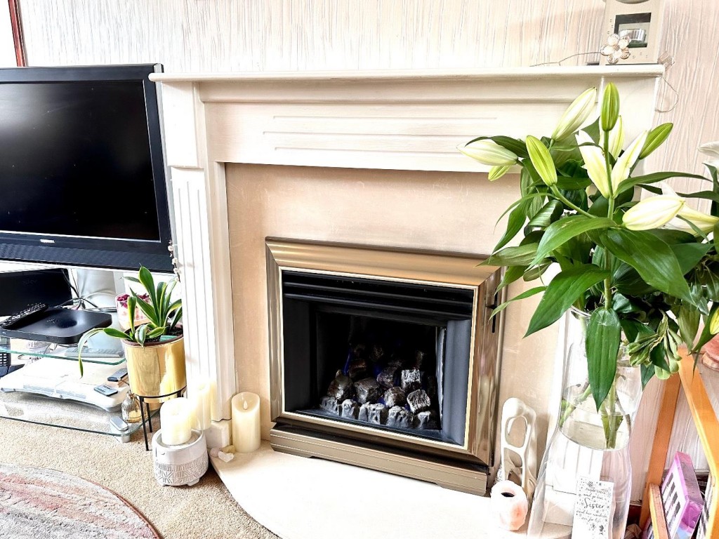 Image for Tintern Avenue, Huddersfield