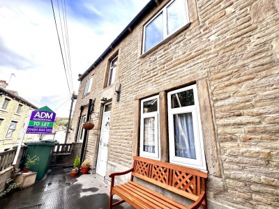 View full details for Upperthong Lane, Holmfirth