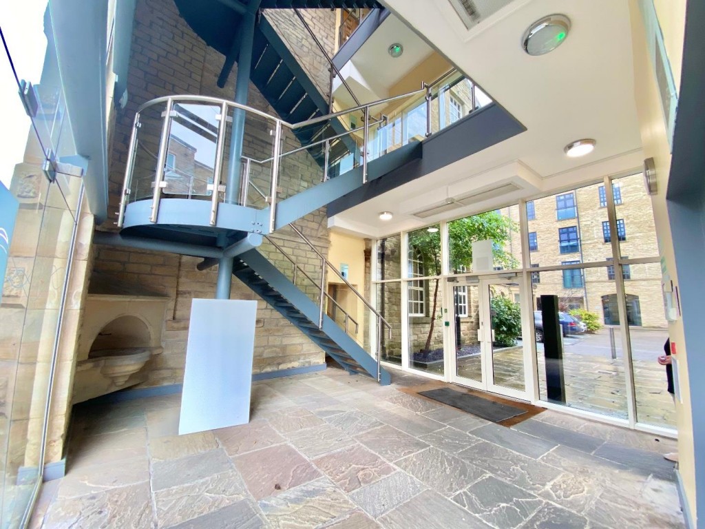 Image for 1535 The Melting Point, Firth Street, Huddersfield