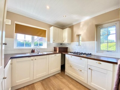 View full details for Bay Close, Huddersfield