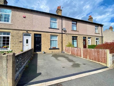 View full details for Broomfield Road, Marsh, Huddersfield