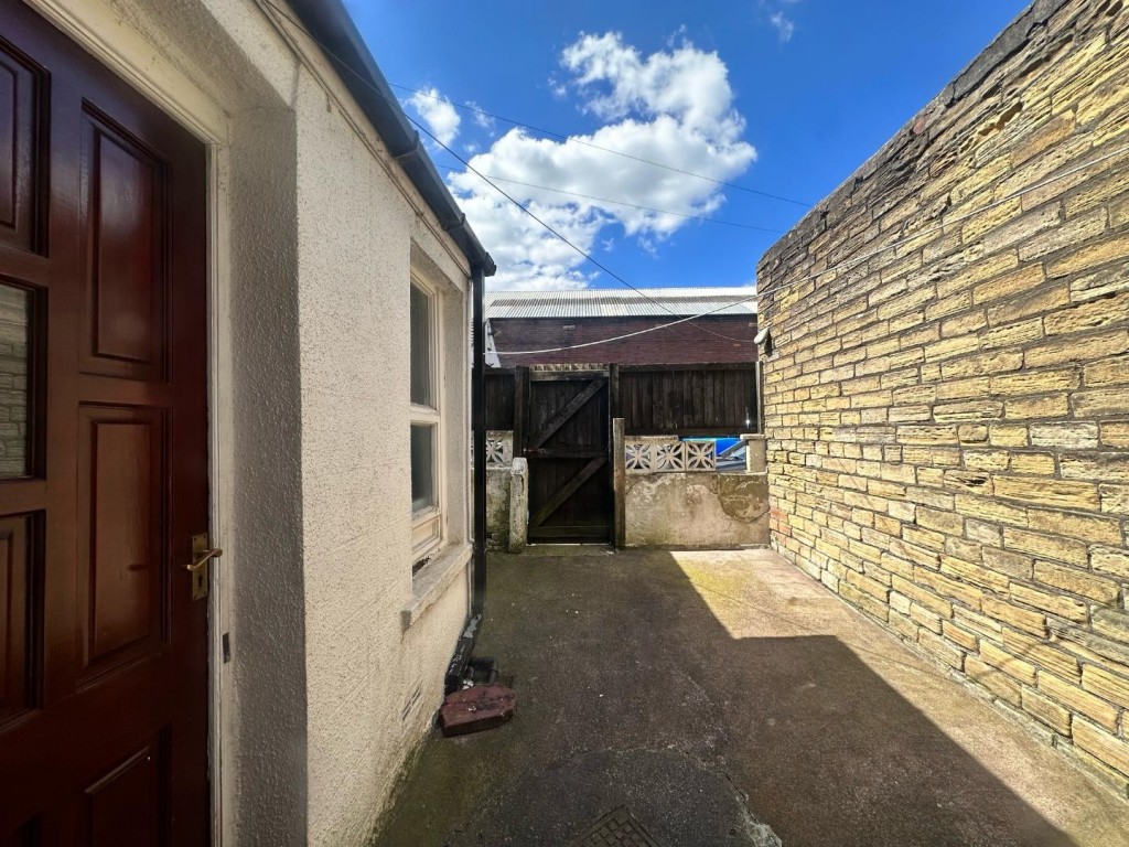 Image for Lipscomb Street, Milnsbridge, Huddersfield