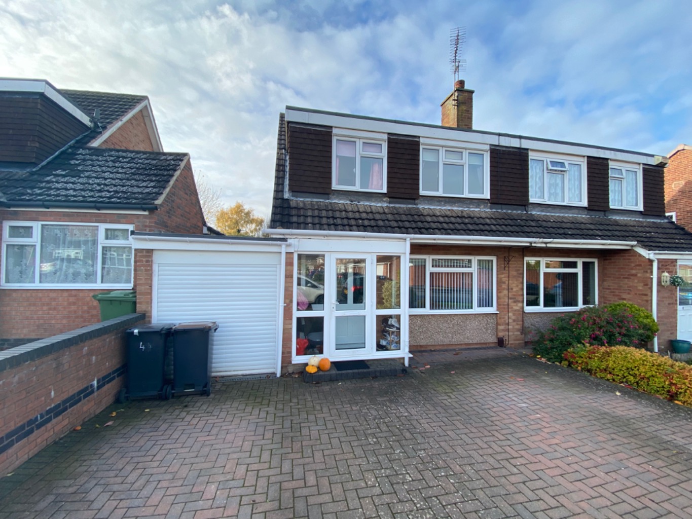 Alderbrook Drive, Whitestone, Nuneaton, CV11 6PL