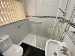 Haunchwood Road, Stockingford, Nuneaton, CV10 8DE