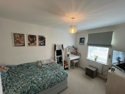 Topiary Road, St James' Gate, Weddington, Nuneaton, CV10 0FT