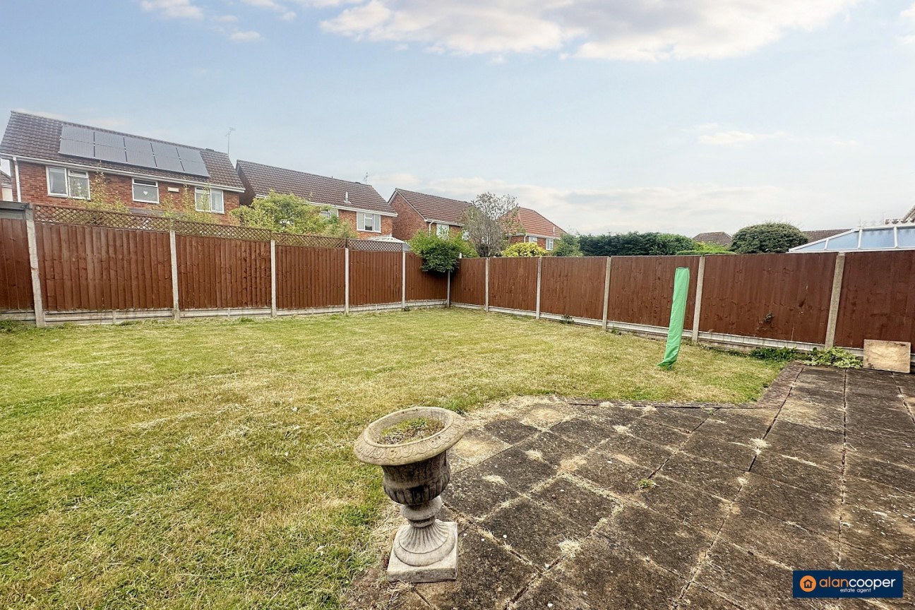 Grassington Drive, Whitestone, Nuneaton, CV11 6WP