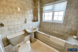 Tiverton Drive, Horeston Grange, Nuneaton, CV11 6YL
