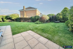 Tiverton Drive, Horeston Grange, Nuneaton, CV11 6YL