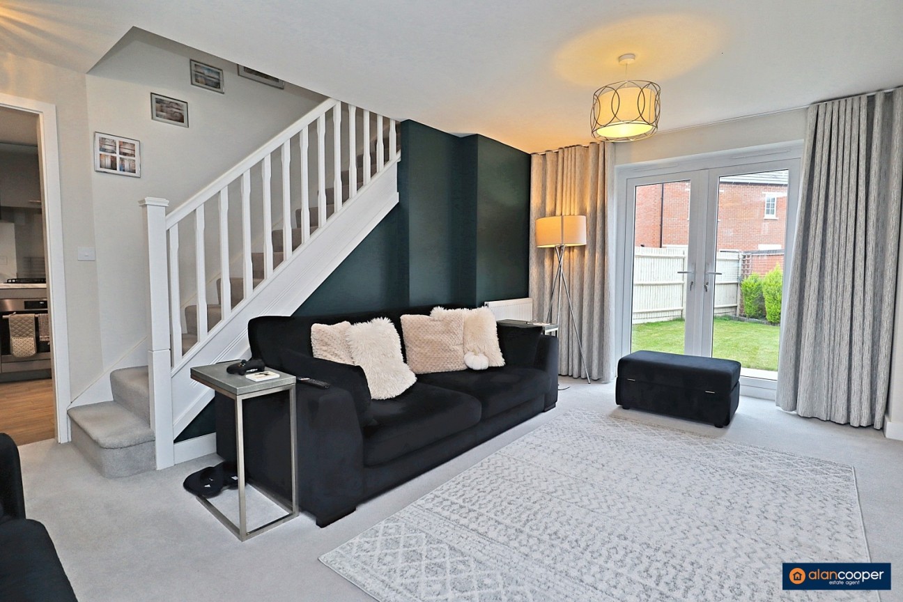 Sunburst Drive, Manor Fields, Nuneaton, CV11 6YQ