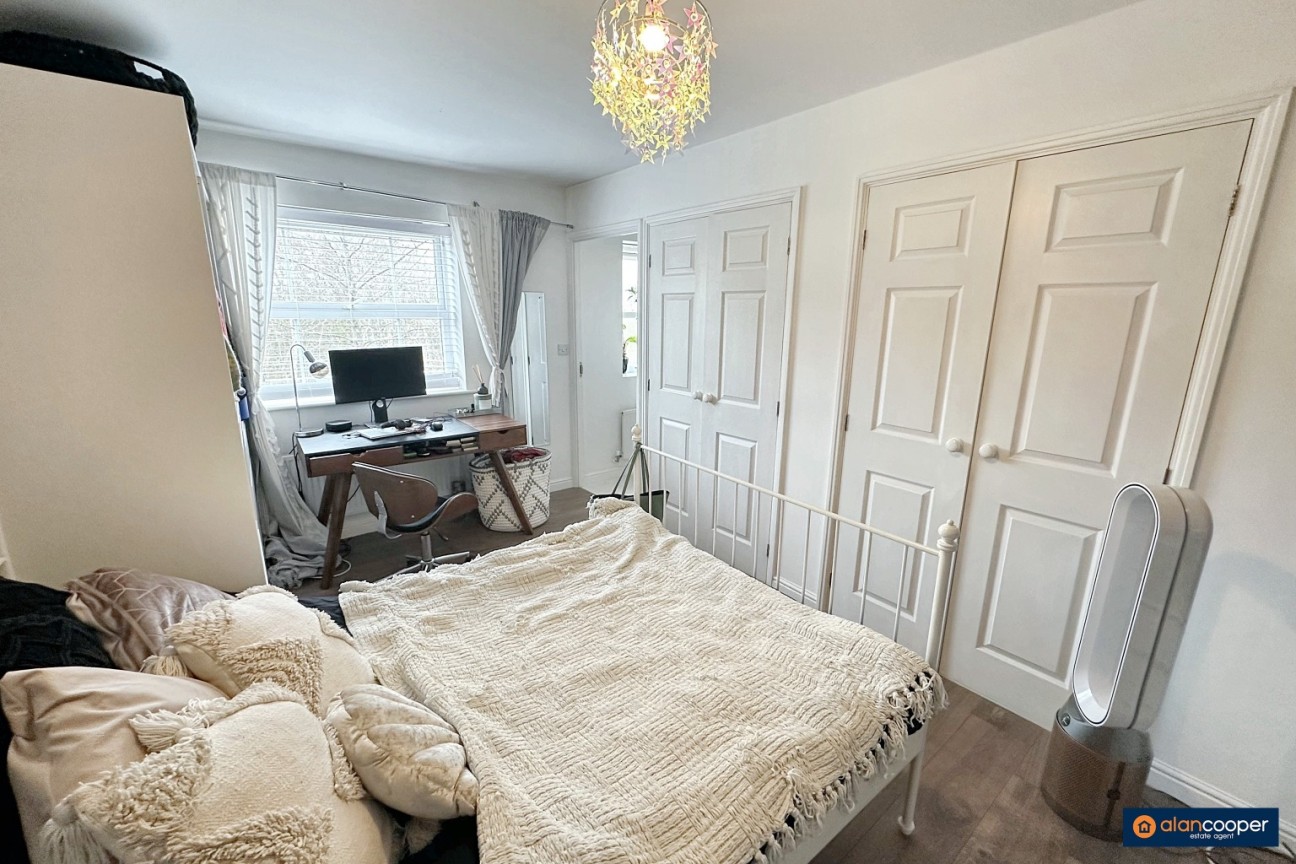 Clarkson Close, Nuneaton, CV11 4BA