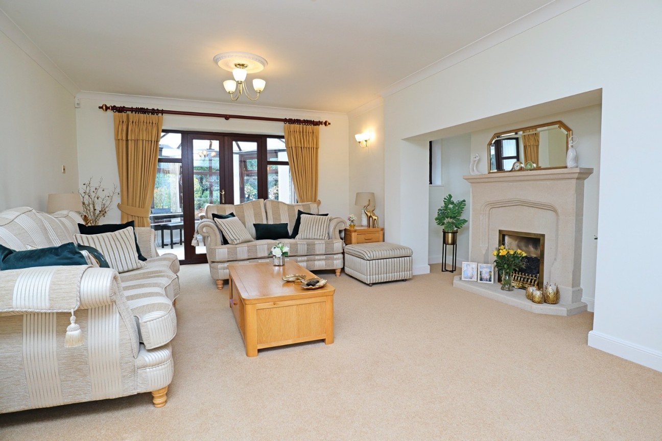 Milby Drive, St Nicolas Park, Nuneaton, CV11 6UH