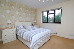 Milby Drive, St Nicolas Park, Nuneaton, CV11 6UH