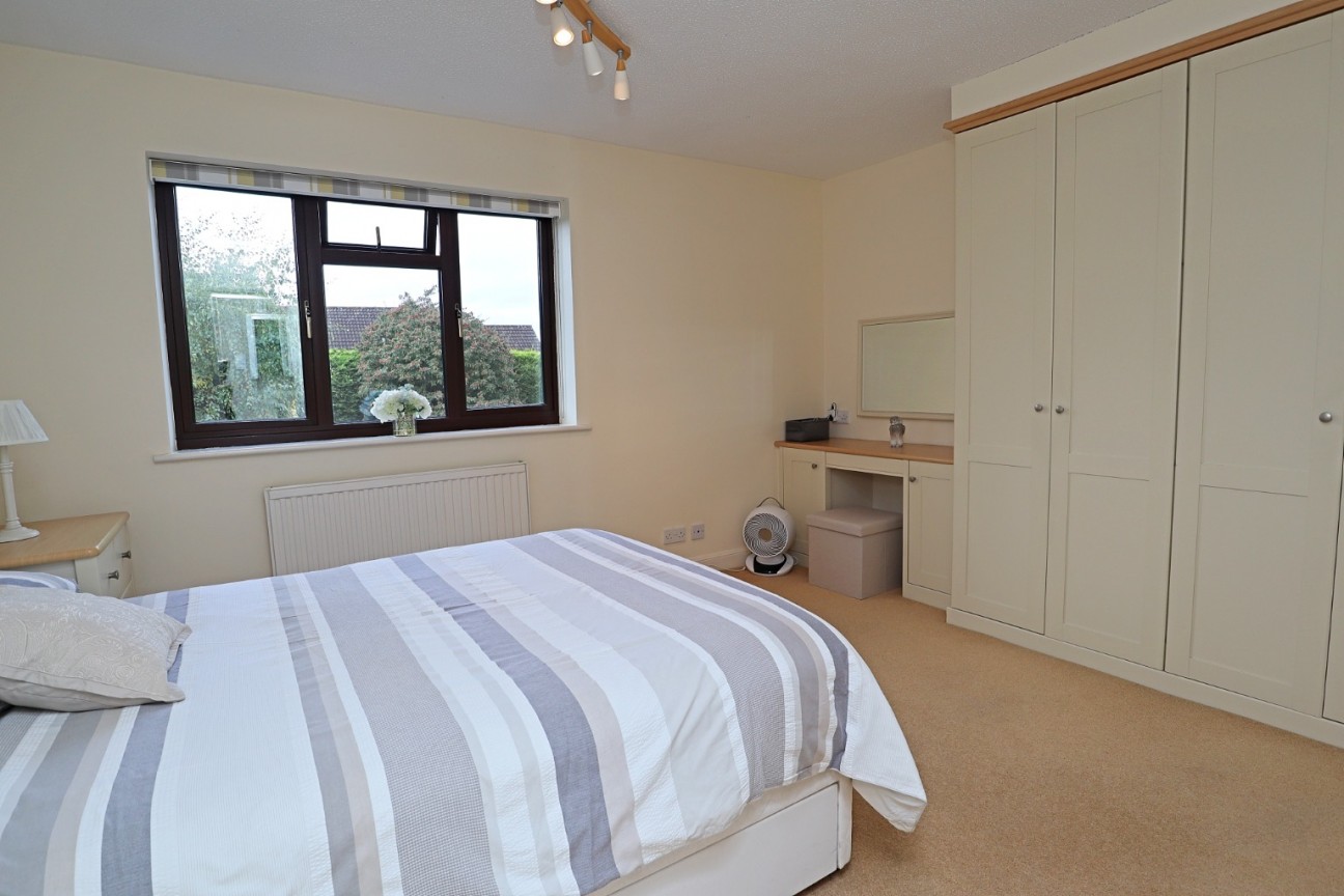 Milby Drive, St Nicolas Park, Nuneaton, CV11 6UH