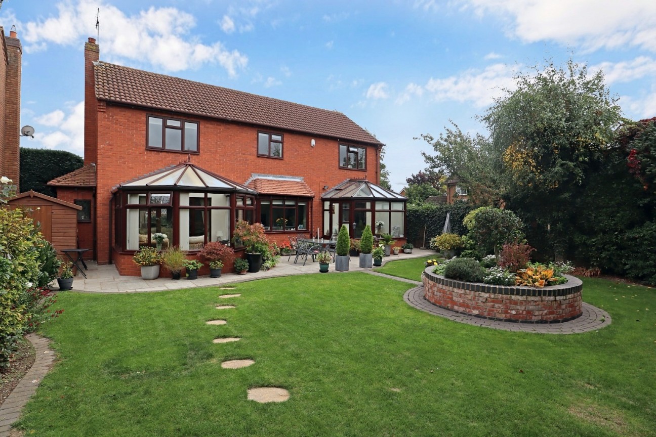 Milby Drive, St Nicolas Park, Nuneaton, CV11 6UH