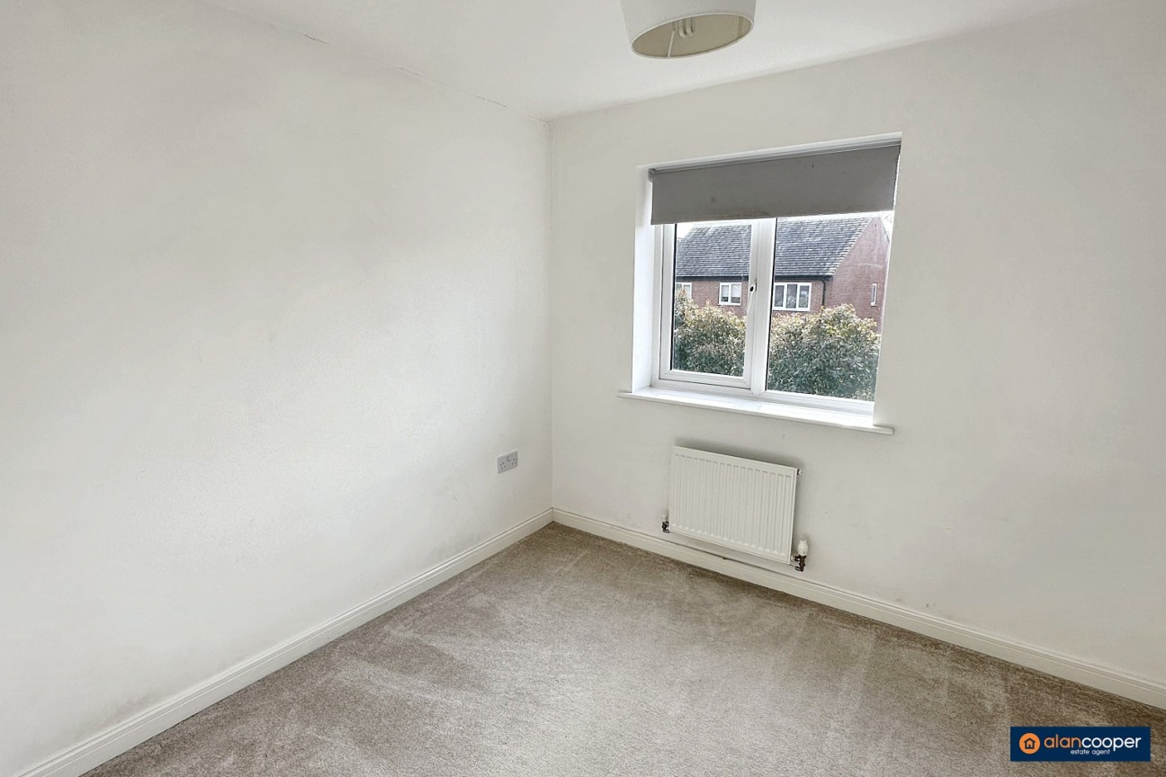 Farthington Drive, Royal Park, Nuneaton, CV11 6WX