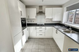 Farthington Drive, Royal Park, Nuneaton, CV11 6WX
