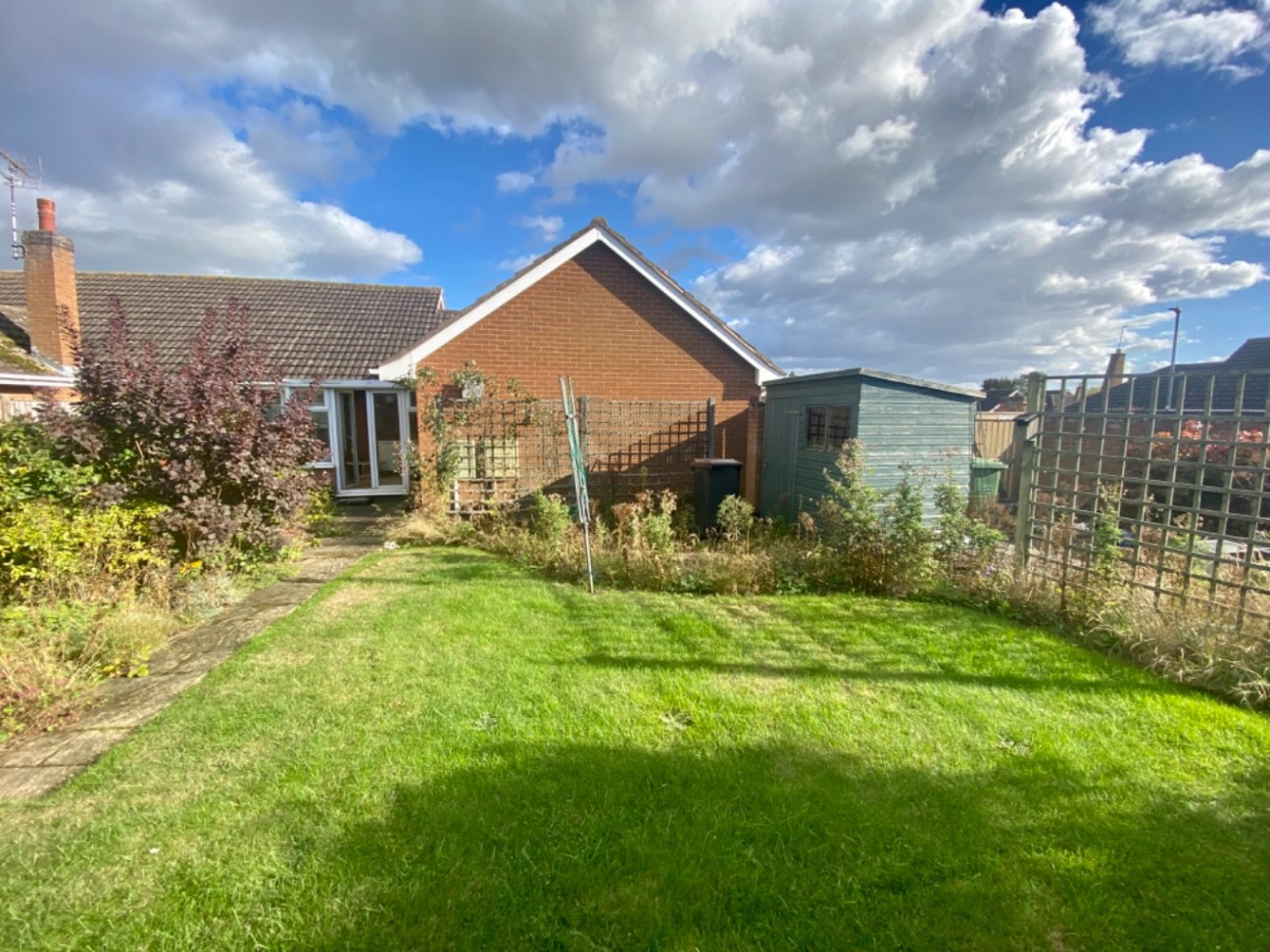 Milby Drive, St Nicolas Park, Nuneaton, CV11 6UH