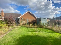Milby Drive, St Nicolas Park, Nuneaton, CV11 6UH