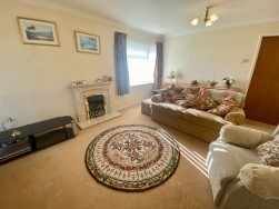 Milby Drive, St Nicolas Park, Nuneaton, CV11 6UH