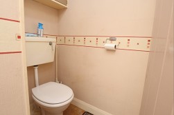 Queen Elizabeth Road, Nuneaton, CV10 9AP