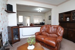 Queen Elizabeth Road, Nuneaton, CV10 9AP