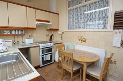 Queen Elizabeth Road, Nuneaton, CV10 9AP