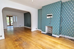 Nuneaton Road, Bulkington, CV12 9RZ