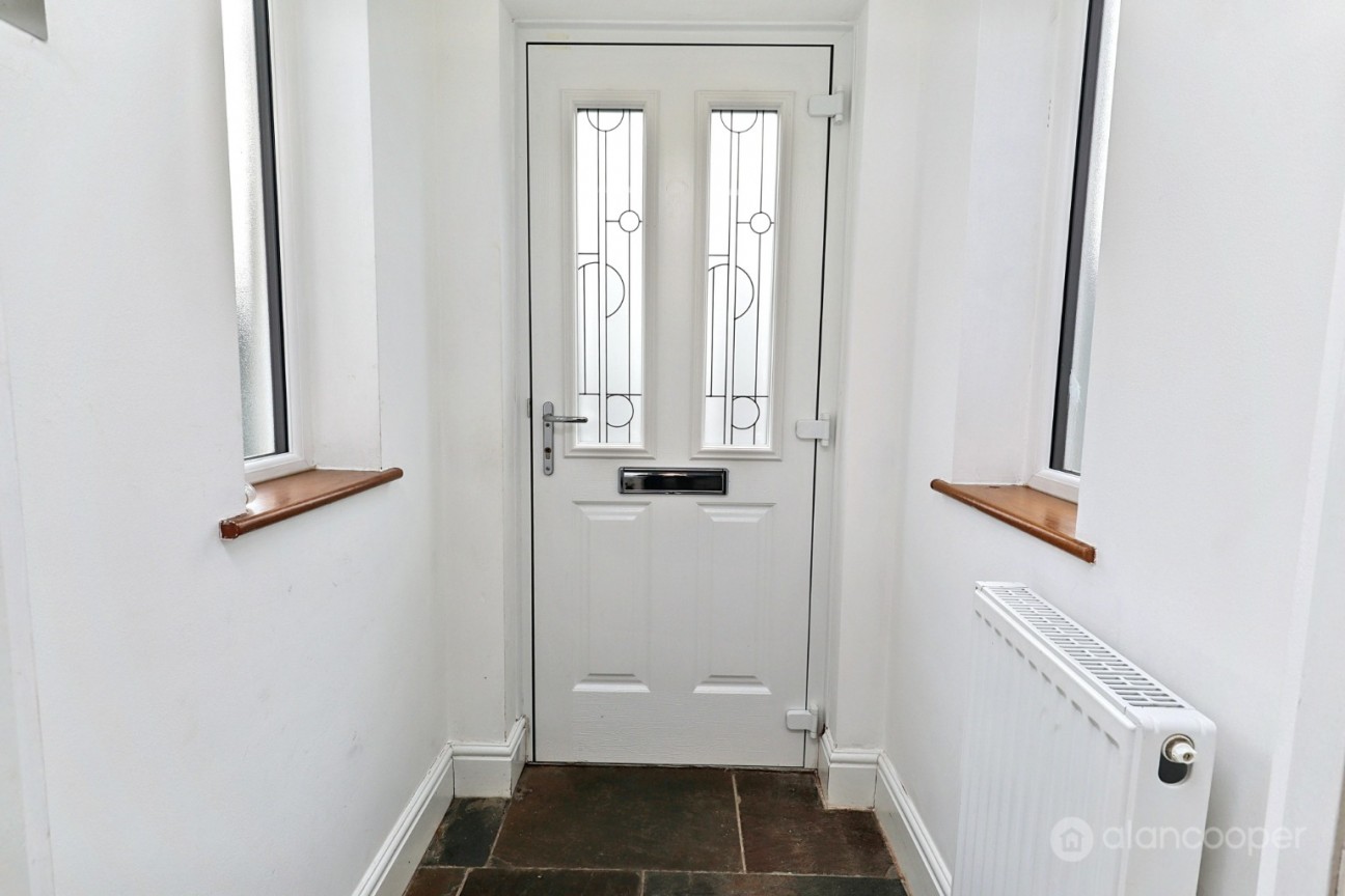 Nuneaton Road, Bulkington, CV12 9RZ