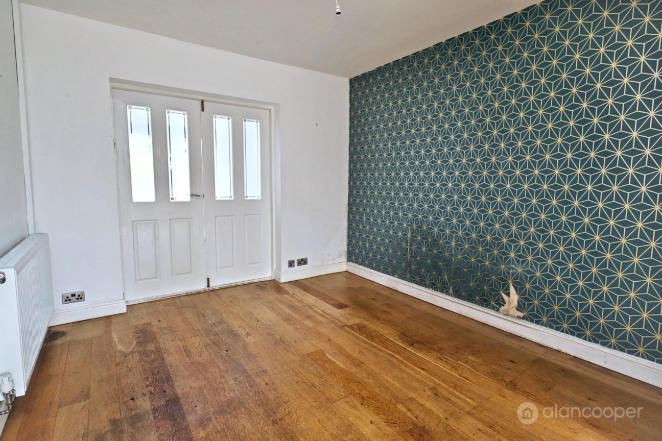 Nuneaton Road, Bulkington, CV12 9RZ