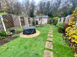 St. Nicolas Road, Nuneaton, CV11 6LD