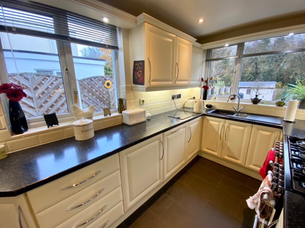 St. Nicolas Road, Nuneaton, CV11 6LD