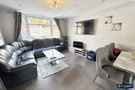 Park Avenue, Attleborough, Nuneaton, CV11 4PQ